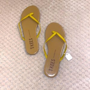 TKEES flip flops 🚨NEVER WORN🚨